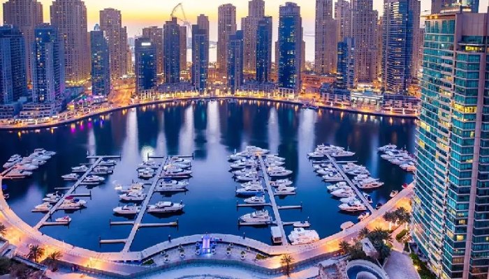 مقایسه دبی و شارجه برای خرید خانه ویژگی دبی